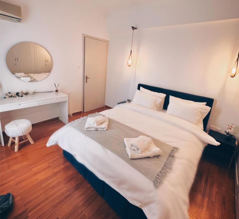 Seaside Apartment In Flisvos Marina Atina Dış mekan fotoğraf
