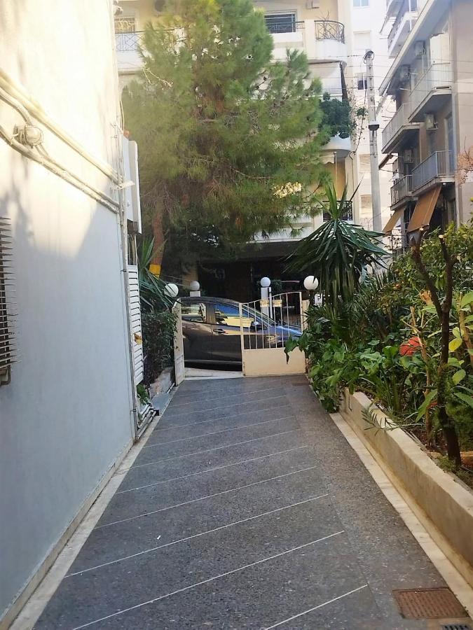 Seaside Apartment In Flisvos Marina Atina Dış mekan fotoğraf