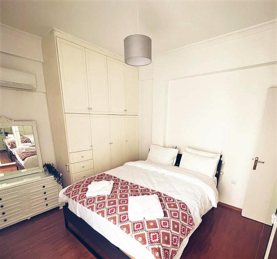 Seaside Apartment In Flisvos Marina Atina Dış mekan fotoğraf
